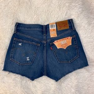 NWT Levi’s Denim Shorts